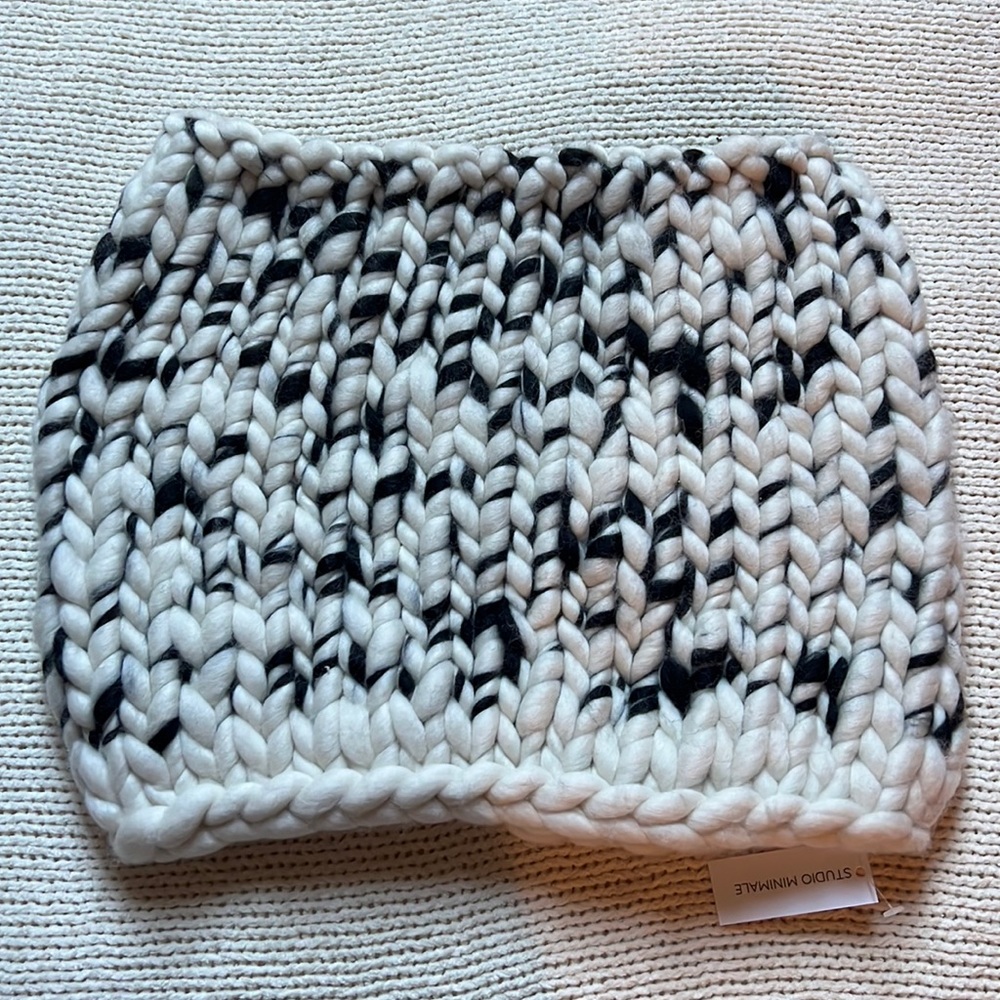 Misxha Lampert large snood nwt